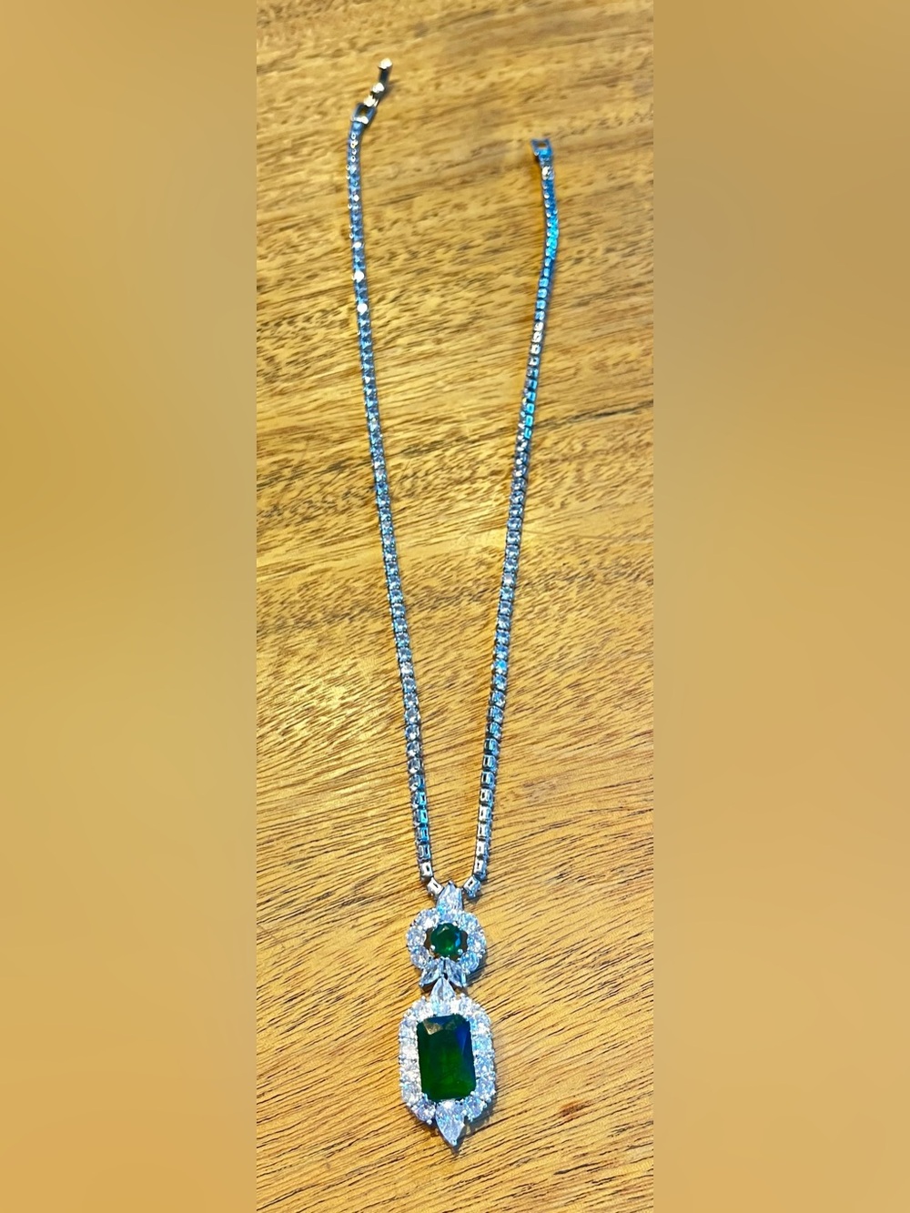 Emerald Green Crystal Pendant Necklace with rhinestone Chain